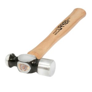 Martillo maquinado de bola con mango de madera hickory Americano de 18", 48 oz Urrea 1348P