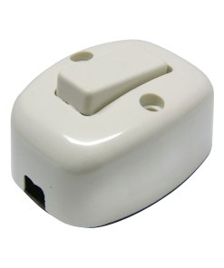 Apagador sencillo visible ovalado, línea de sobreponer, color marfil Surtek 136559