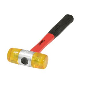 Martillo con tapas plásticas con mango de fibra de vidrio de 11-1/4", 13 oz Urrea 1383FV