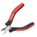 Pinza para electrónica con mango antiestático corte diagonal de 4-1/2" al ras Urrea 28141X