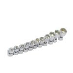 Juego de dados flexibles cuadro de 1/4", 6 puntas, métricos, en riel, 11 piezas Urrea 4700JM