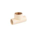 Tee de CPVC 1' rosca central hembra inserto latón, FOSET