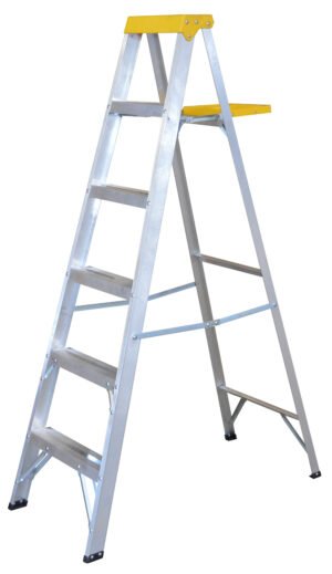 Escalera de tijera tipo III de aluminio y tapa plástica con 5 peldaños Surtek ET5