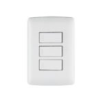 Placa armada 3 interruptores sencillos,blanco,línea Italiana