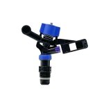 Aspersor Wade Rain 1/2" Plástico Ángulo Bajo Azul con Boquilla de 2.8mm, Entrada 1/2" NPT, Presión de Operación 2.0-4.0 kg/cm2, Trayectoria 9°, 12° y 14°, Mecanismo de Impacto, Rango de Radio 7.5-11.0m, Flujo 0.10-0.27 LPS, Peso 0.048 kg